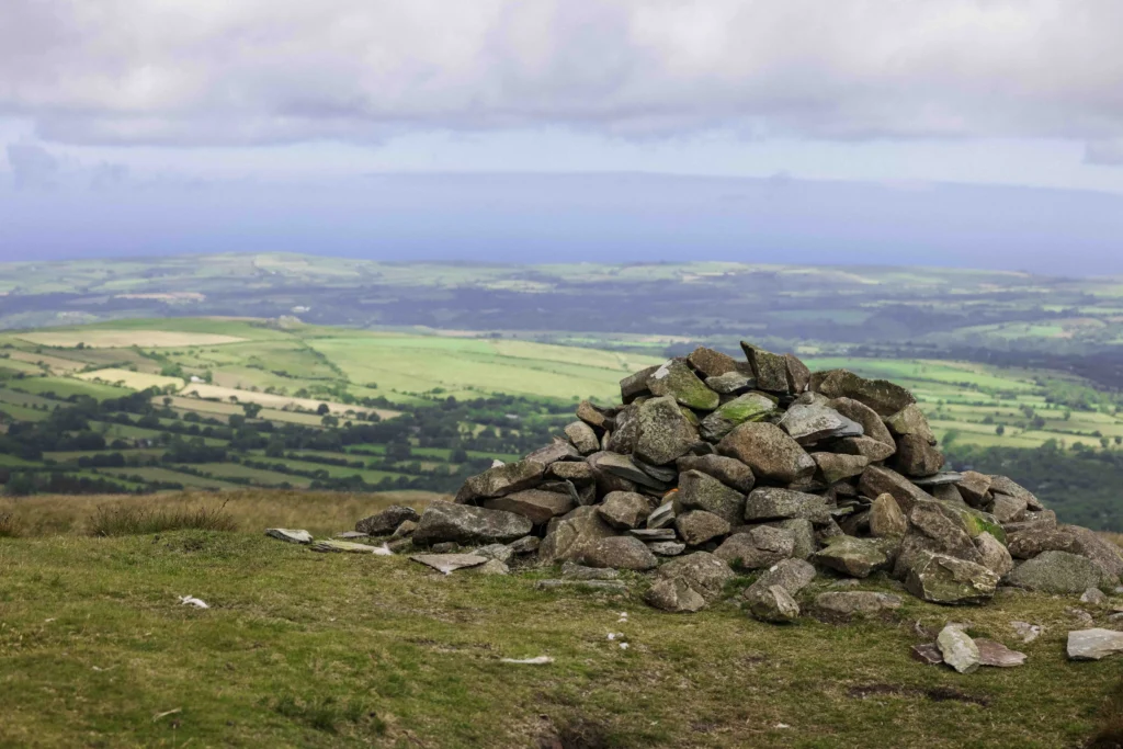 Carn Menyn burial cairn