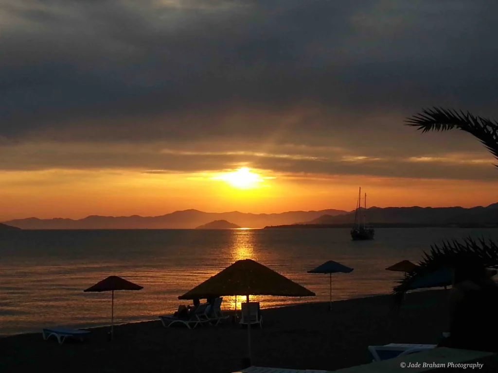 Watching the sunset from Çalis is one of the best things to do in Fethiye during your holiday to Turkey. 